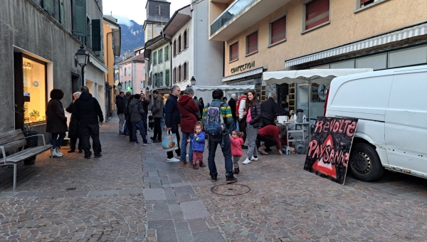 A Aigle, la population est venue soutenir le monde agricole local 